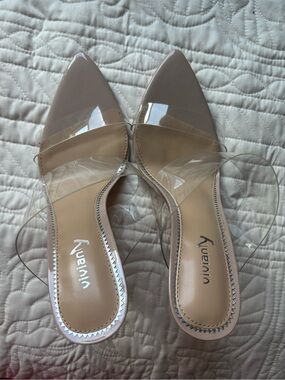 Vivianly Nude Patent Pointed D'Orsay Flats with Clear Straps